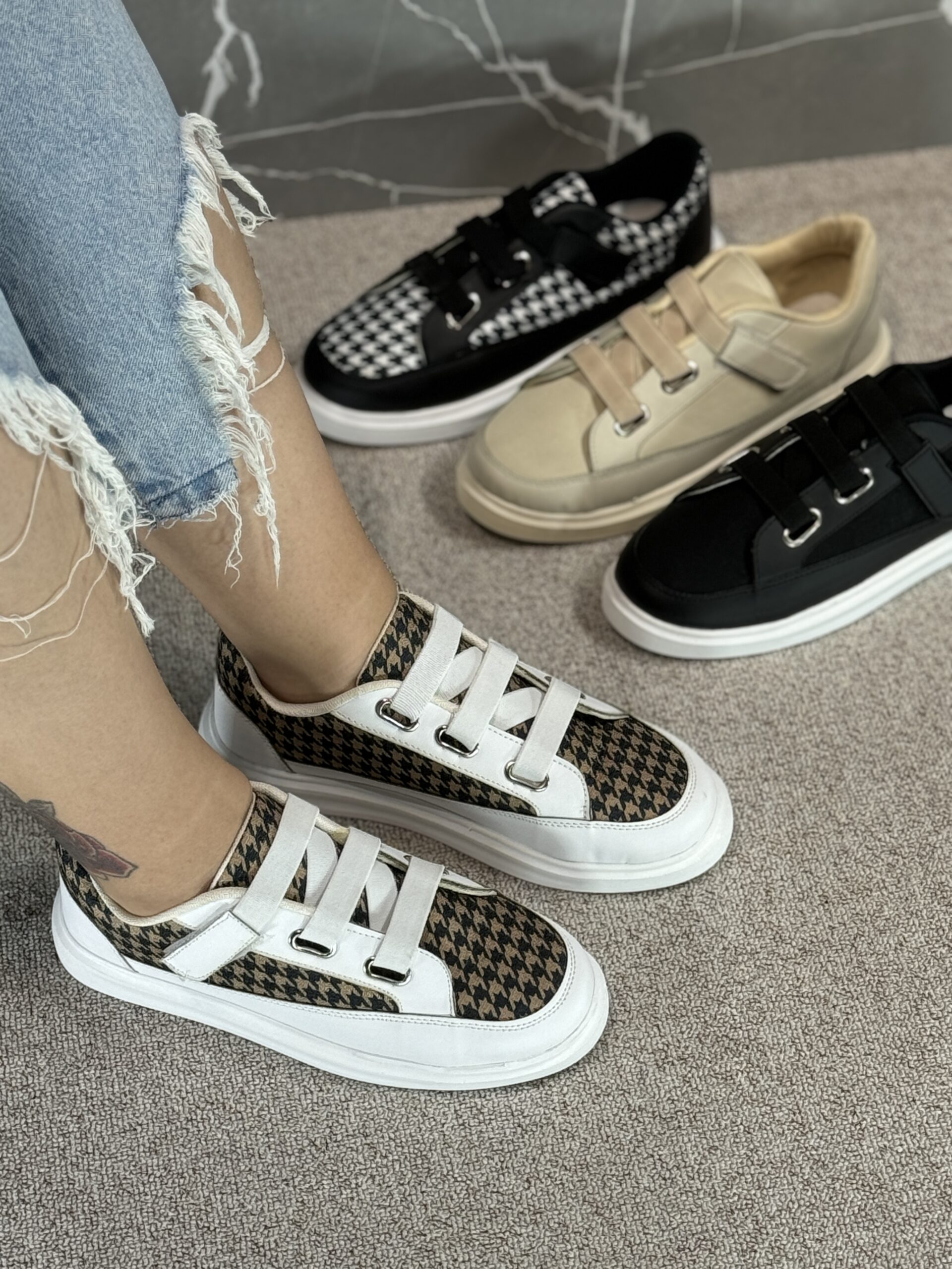 IMG_8152 ونس پیچازی - Image 1