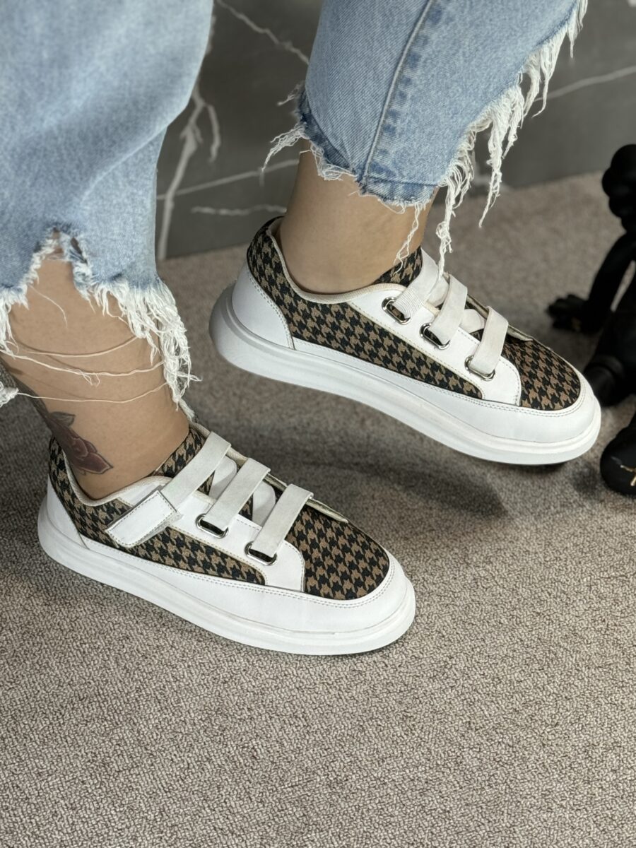 ونس پیچازی - Image 3