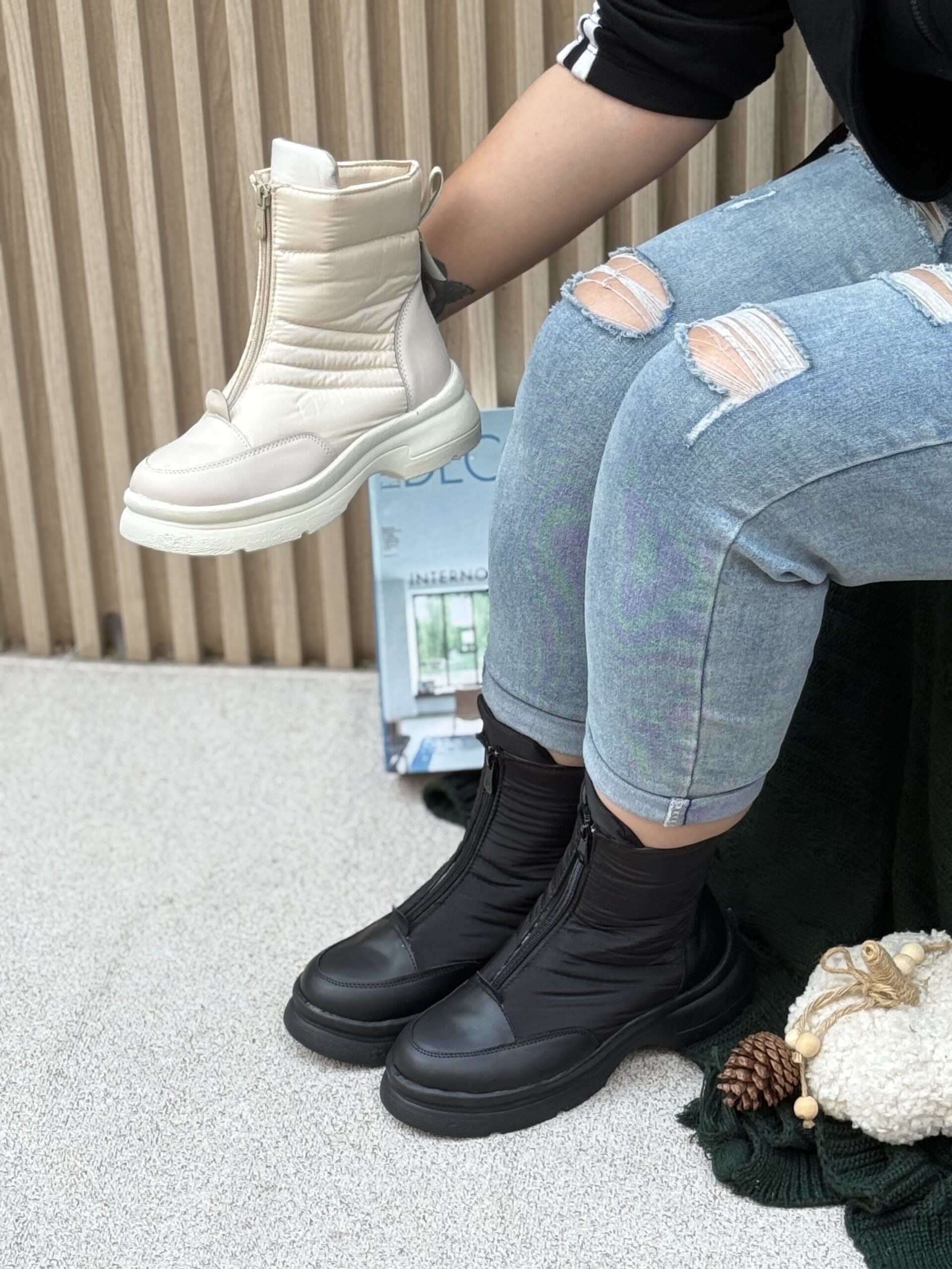 IMG_2930 نیم بوت کاپشنی جلو زیپ - Image 1