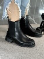 نیم بوت نوشین