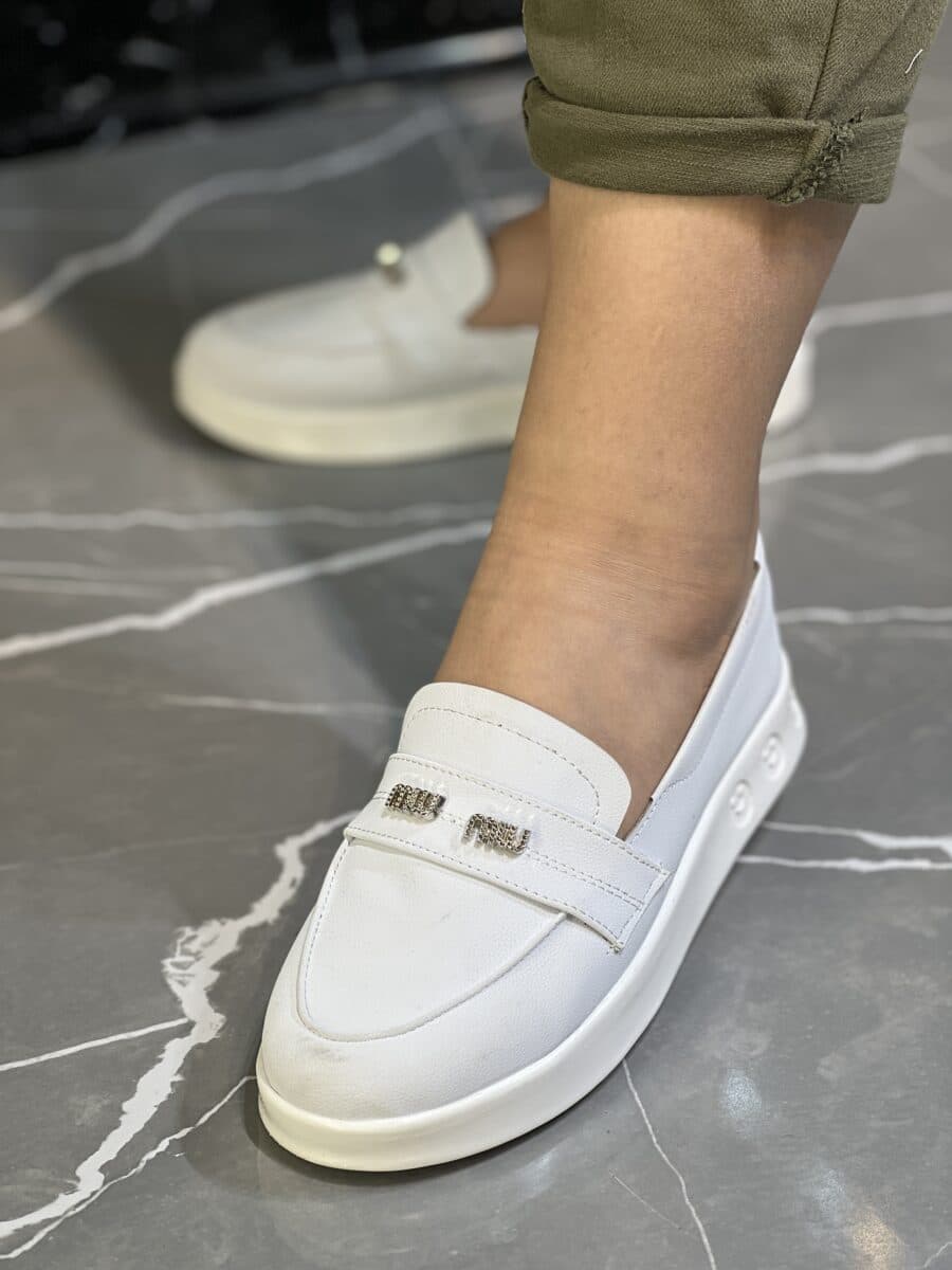 کالج میو‌ میو - Image 2