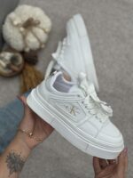 کتونی سی گل