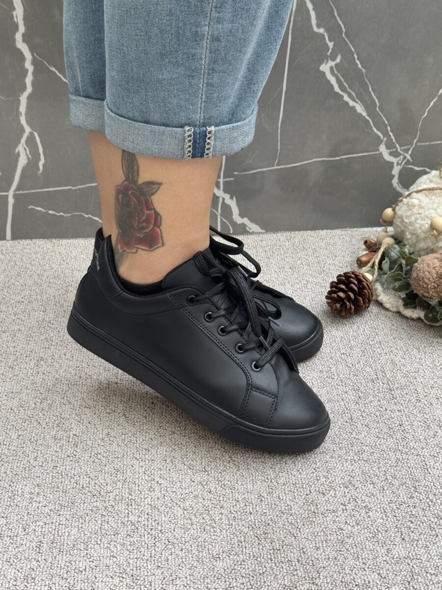 ونس نایت - Image 6