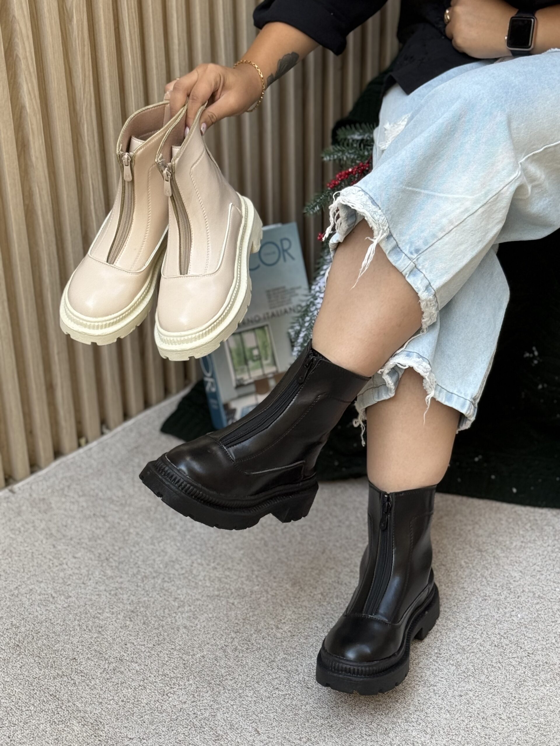 IMG_2440 نیم بوت نما زیپ نورا - Image 1